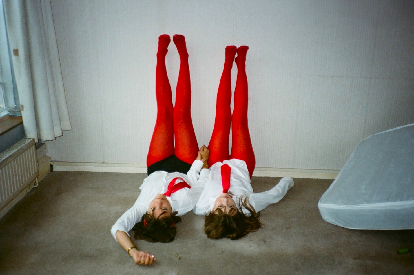 Disgusting-Sisters-Artist-of-the-Week-AR-Worldwide